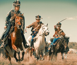 ДЕНЬ ЗАЩИТНИКА ОТЕЧЕСТВА — отмечаем по-домашнему, но со стилем!